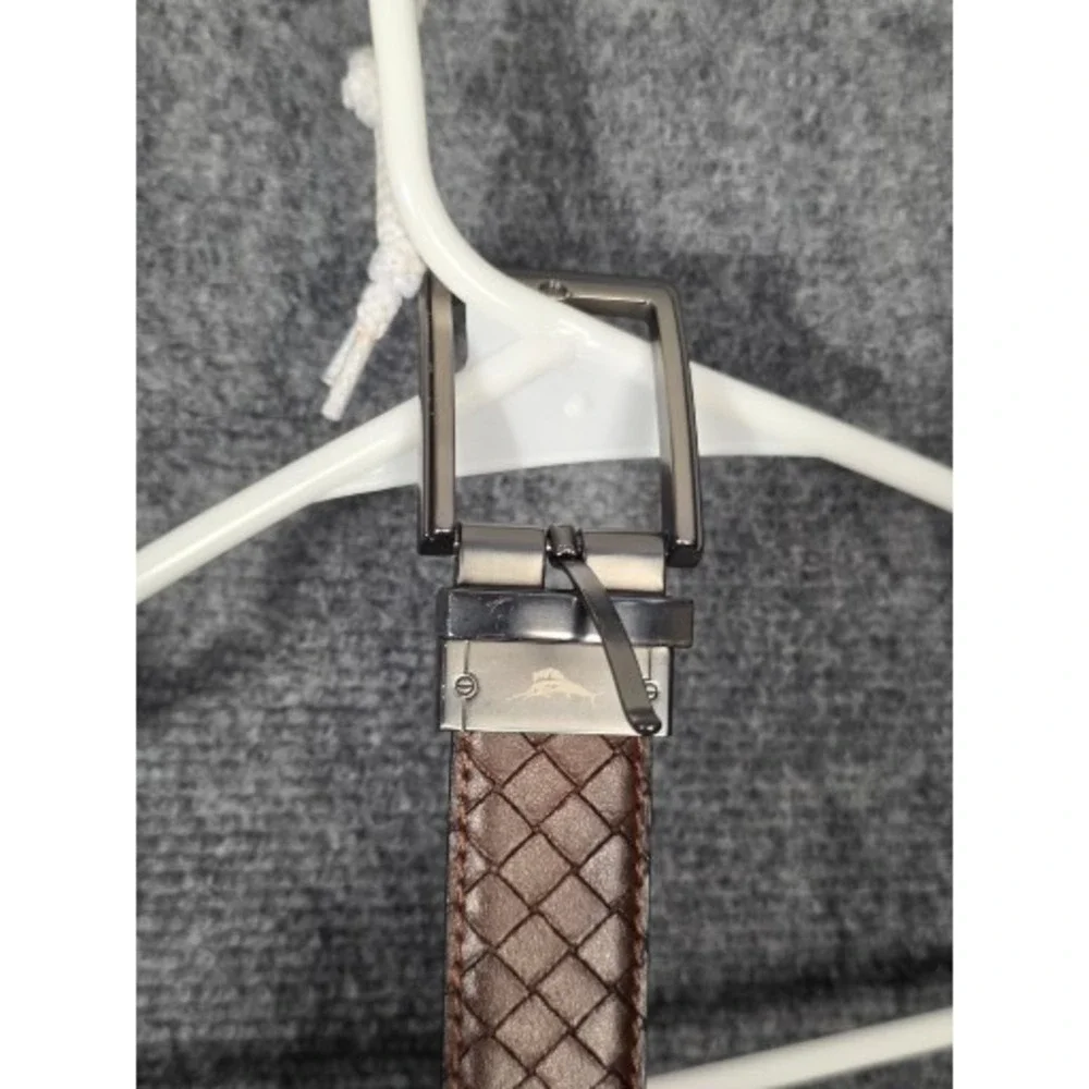 Tommy‎ Bahama Mens Reversible Leather Belt Gunmetal Buckle Woven Detail Size 40